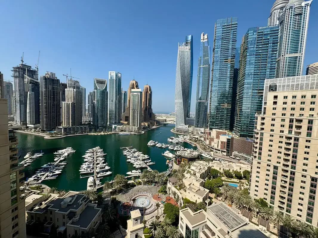 Spacious 2BR + Study in Dubai Marina | Ideal for Families | Marina View|